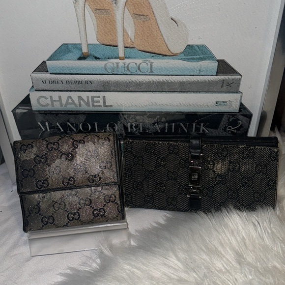 2 Gucci rehab wallets - Picture 2 of 16